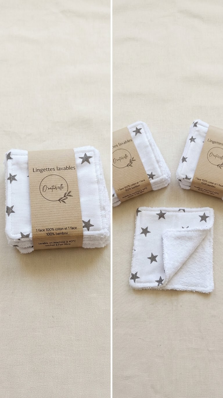 Lot de 10 lingettes lavables en coton blanc à étoiles brunes avec une face en éponge de bambou blanc.